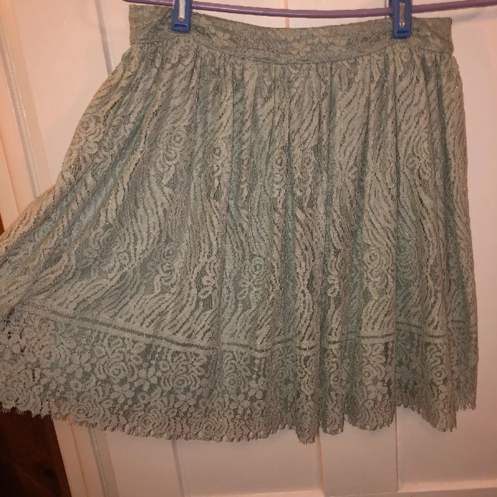 Lace skirt mint green SMALL NWT